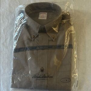 Brooks Brothers Men's Brown Button-Down Oxford Shirt